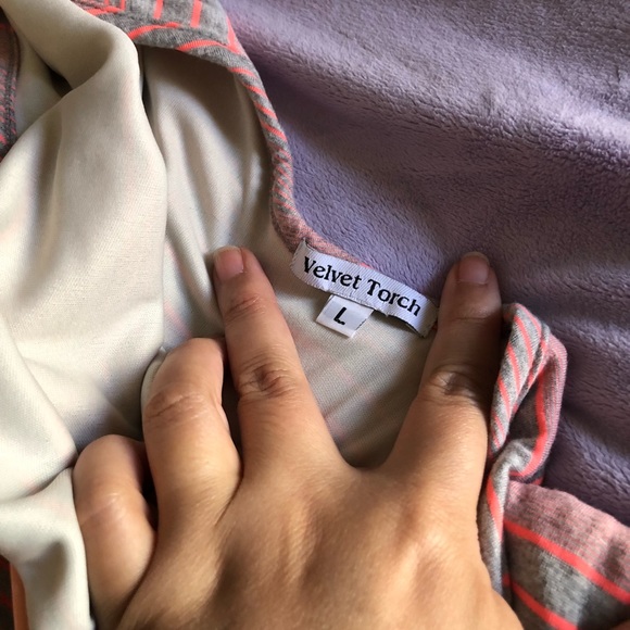 Dress - Picture 3 of 4